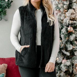 NWOT Black Sherpa Vest